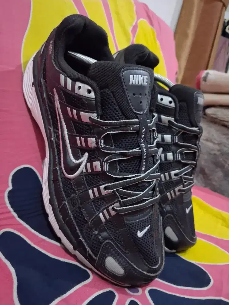 Original Nike P6000 Black
Size 42 Insole 26,5cm