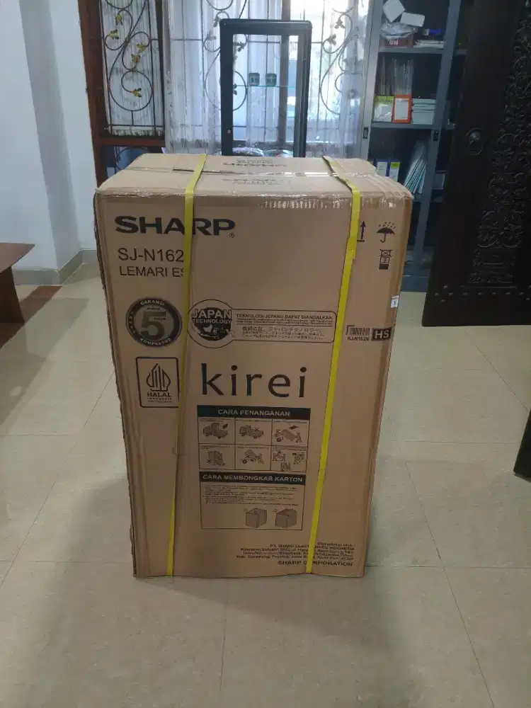 Kulkas Sharp 1 pintu dapat doorprize