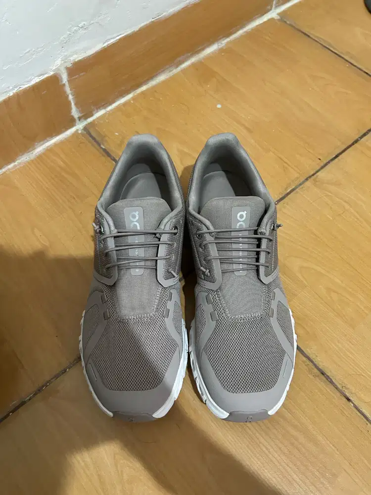 Jual Sepatu On Cloud 6