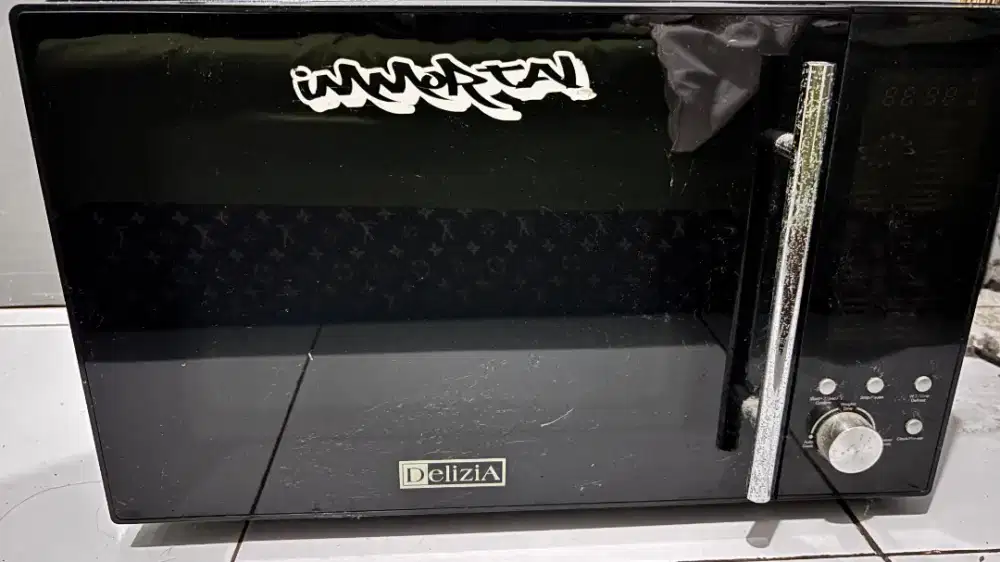 Microwave Delizia DMM30A7BKFS