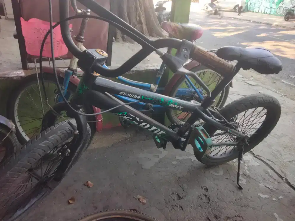 sepeda bmx uk 20