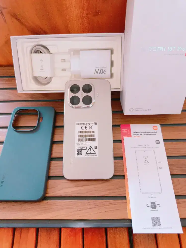 Xiaomi 15T Pro 5G 12/512 Silver Mulus Fullset Ori Garansi panjang