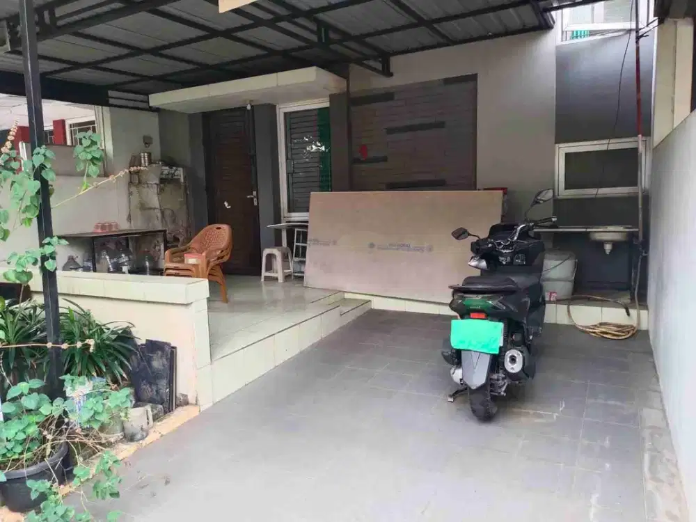 Dijual rumah 2 Lt murah abis di Kota Wisata Cibubur