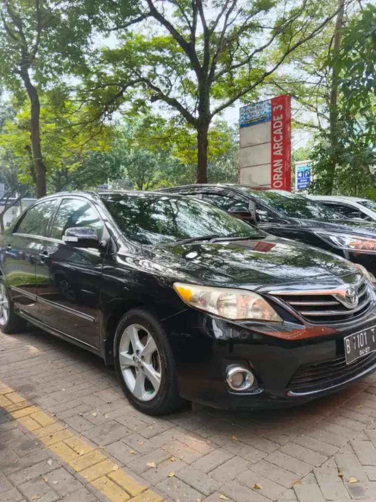 COROLLA ALtis 1.8AT 2012