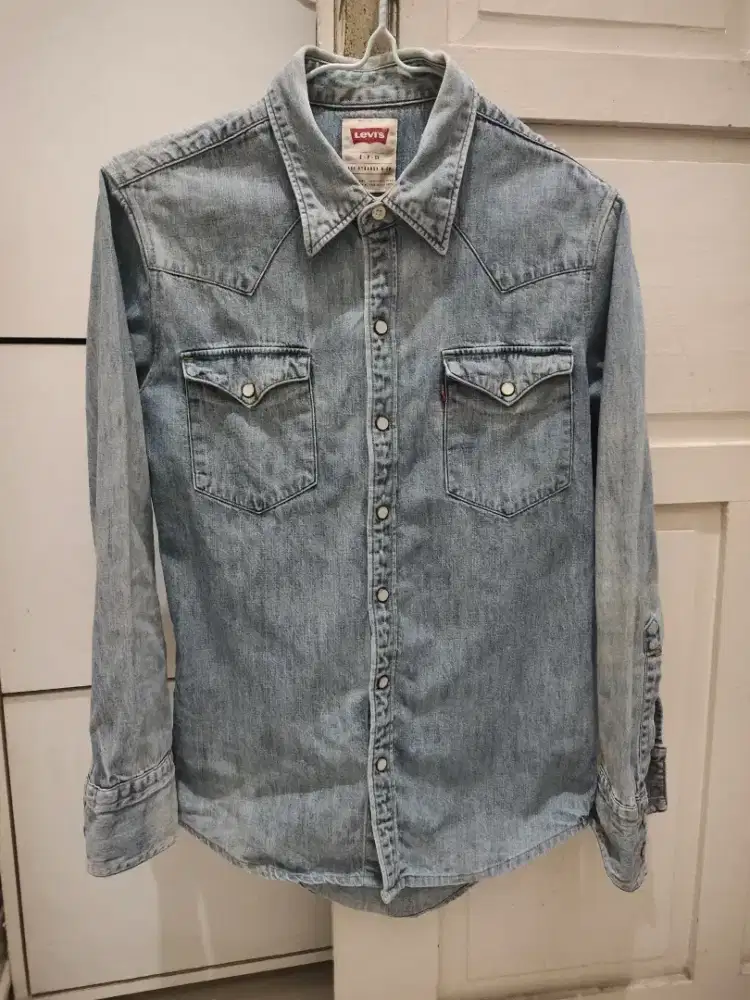 Kemeja jeans Levi's original