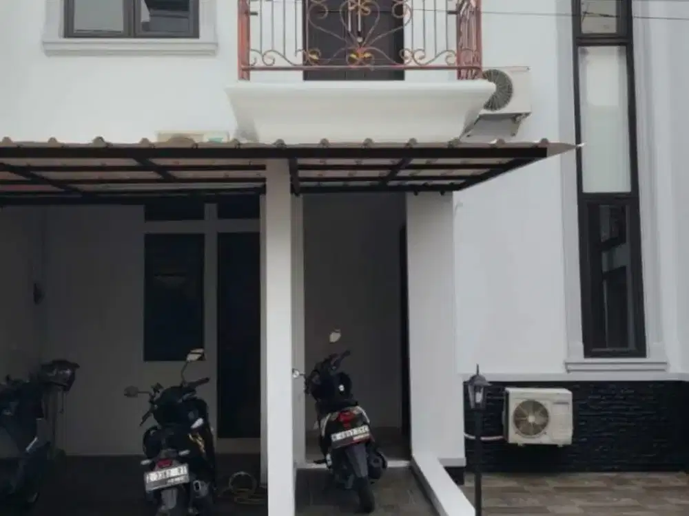 DIJUAL LUX RUMAH DALAM TOWNHOUSE CIPINANG, JAKARTA TIMUR
