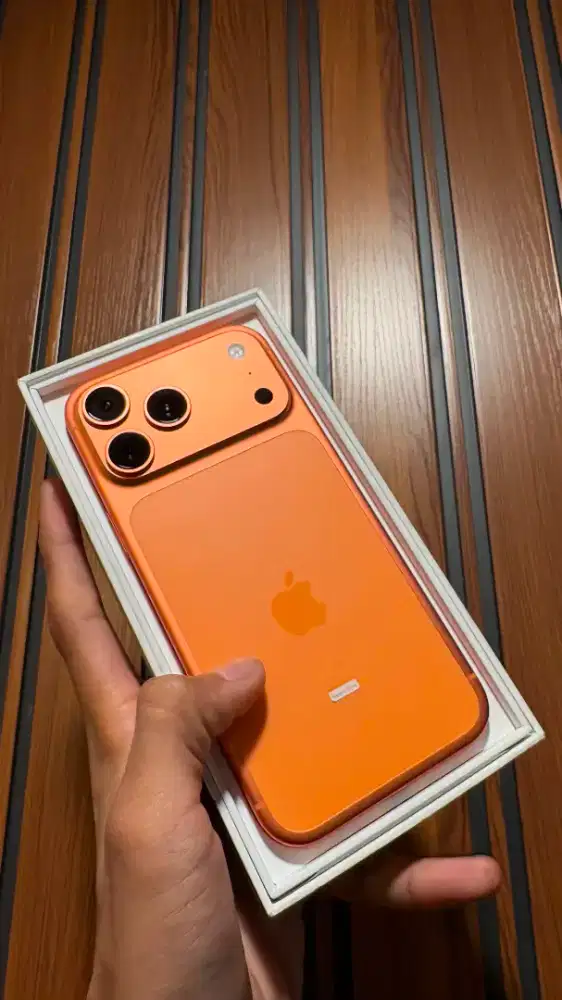 iPhone 17 pm cosmic orange 256gb iBox