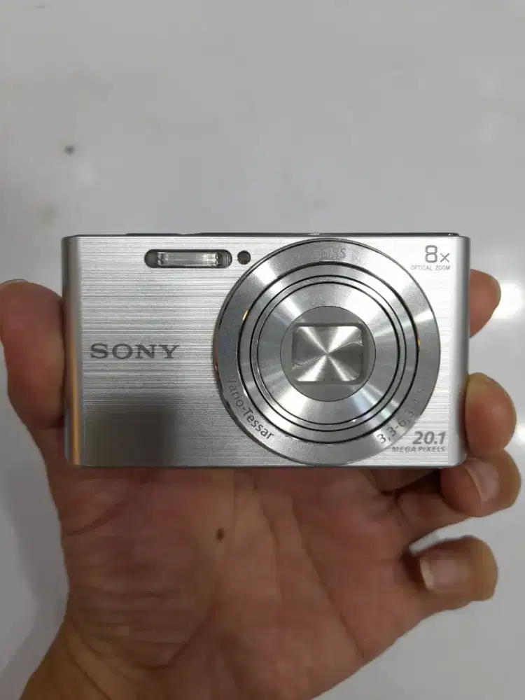 Kamera sony w830 silver like new 99%. hanya cod ya