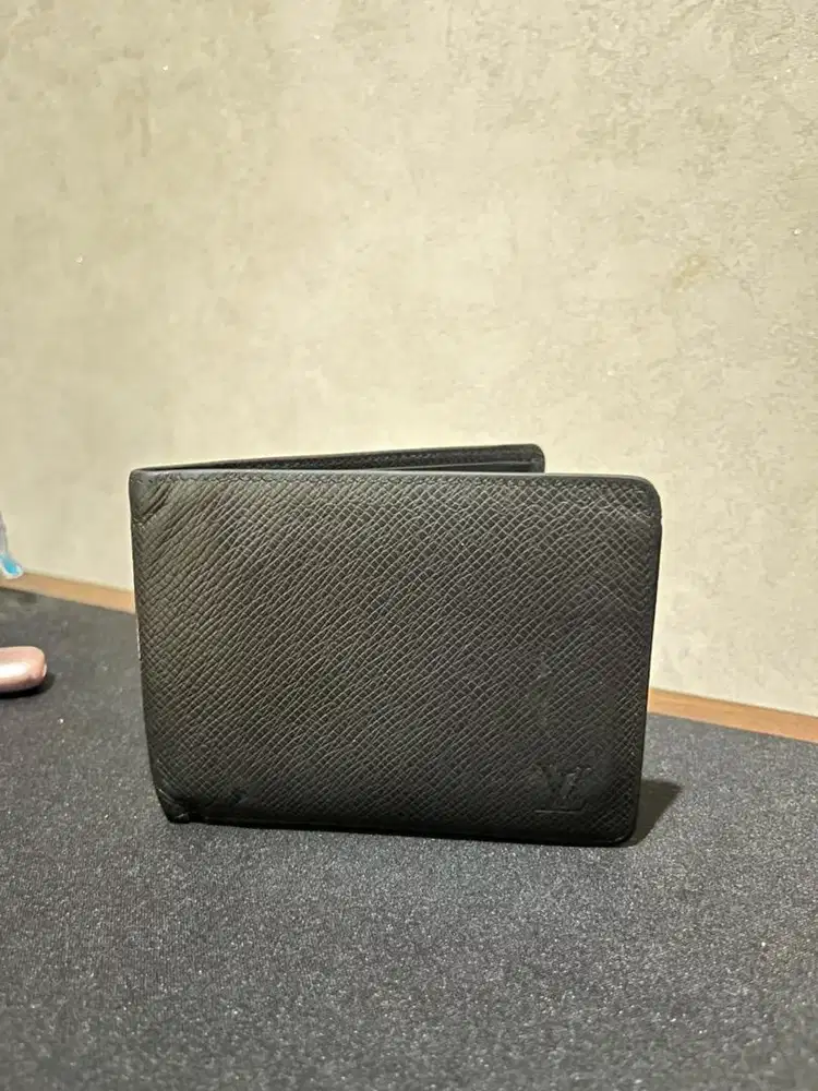 Dompet LV Multiple Wallet