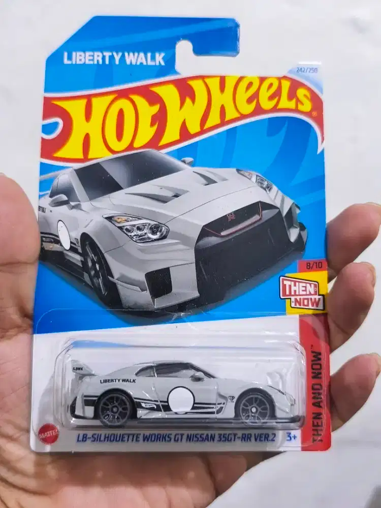 Hotwheels Nissan gtr
