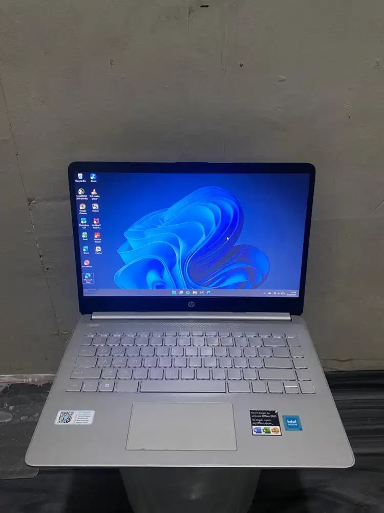 Laptop HP 14s No minus