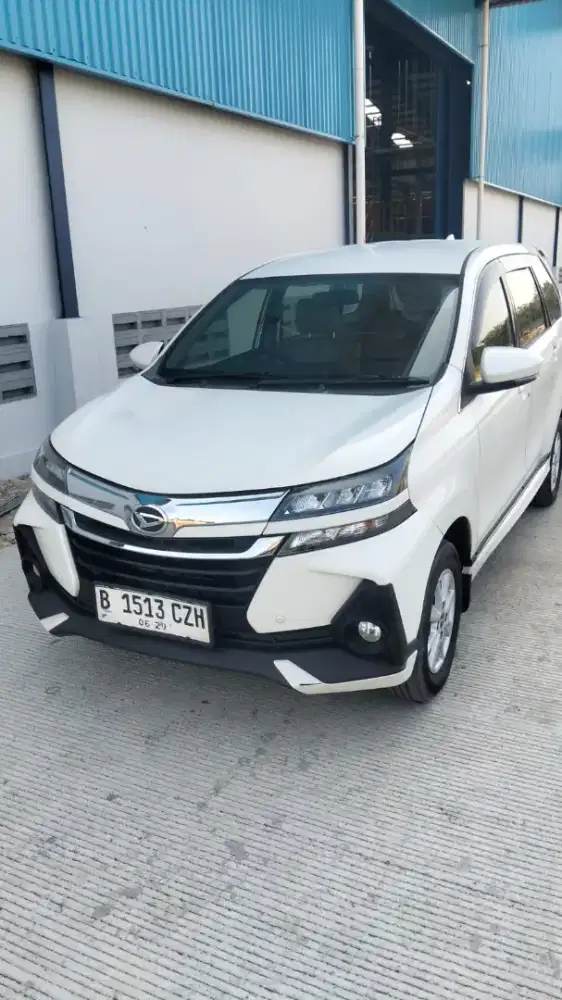Xenia R manual 2019 putih