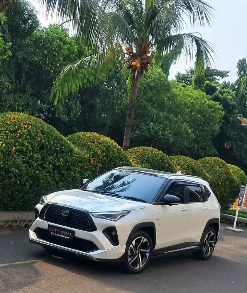 (km 24rb pjk 05/27) Toyota Yaris Cross GR HEV TSS 2024 LIKE NEW
