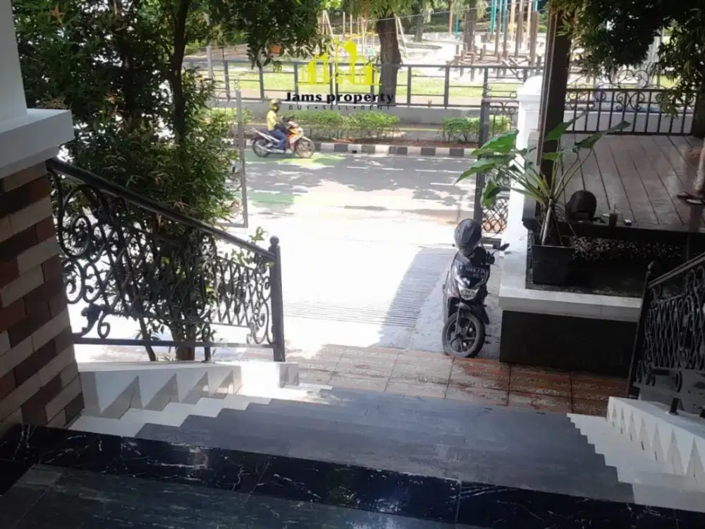 Disewakan Cepat Rumah 3+1Br Luas 387m2 Di Area Menteng Jakarta Pusat