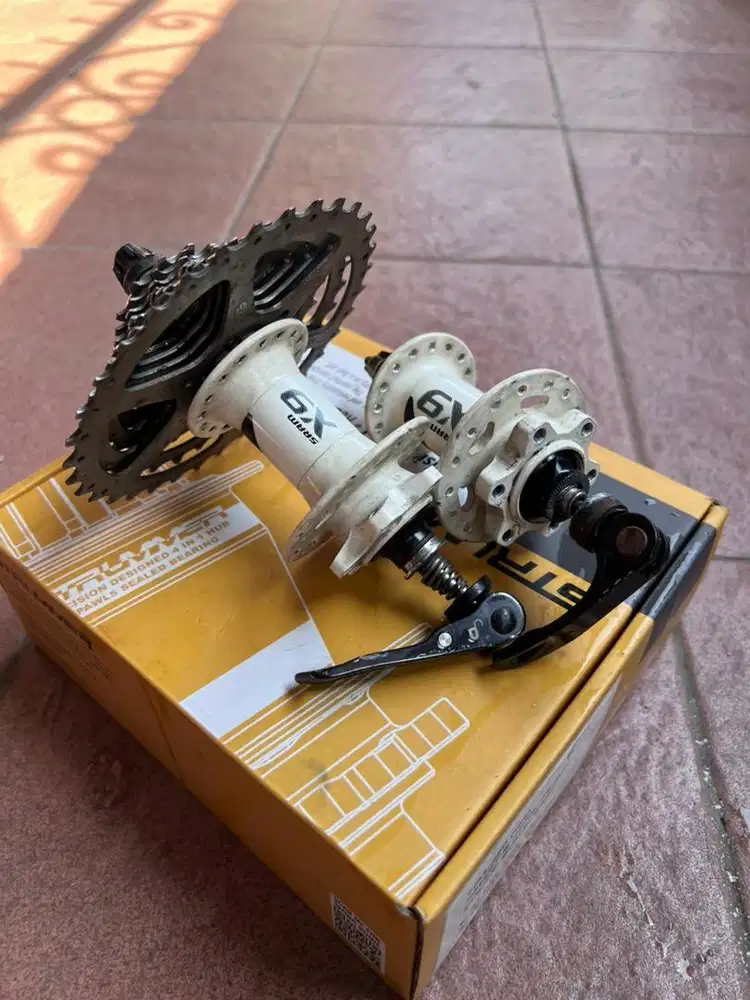 HUB MTB Sram fornt and rear