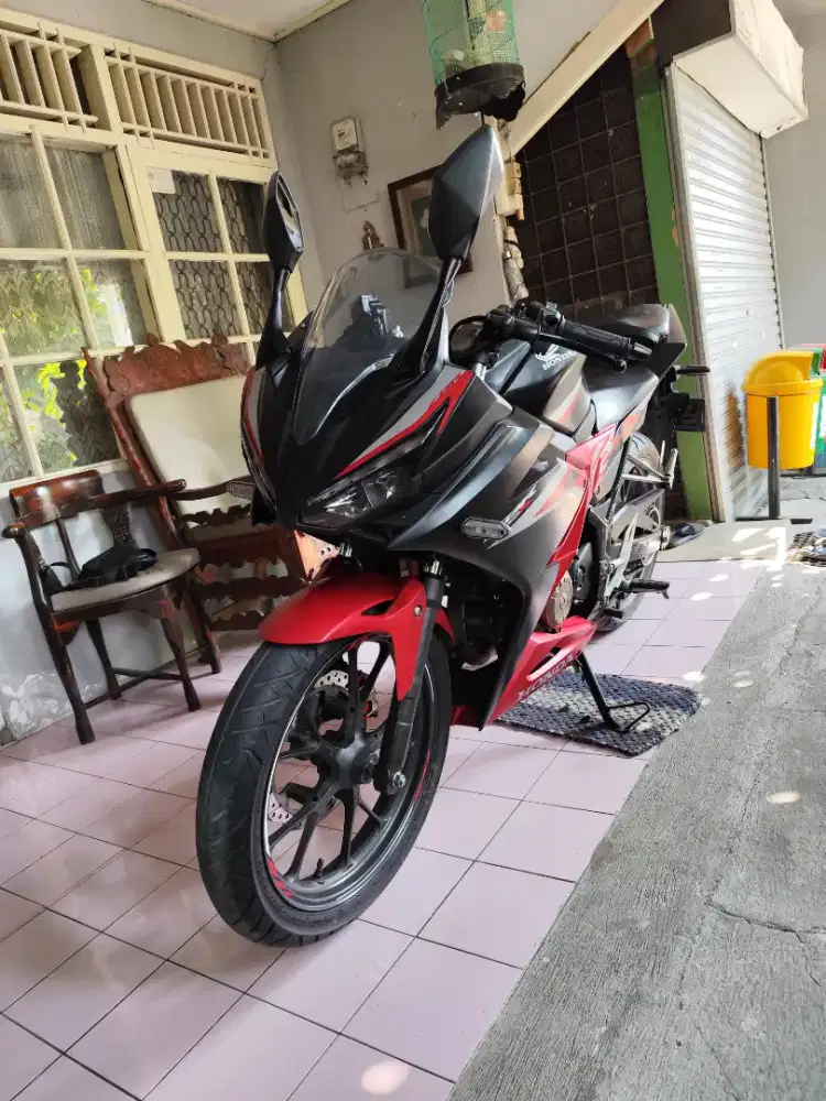 CBR 150R 2020 KM RENDAH BARU 8RB