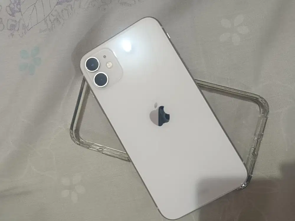Di jual iphone 11 128 Gb ibox