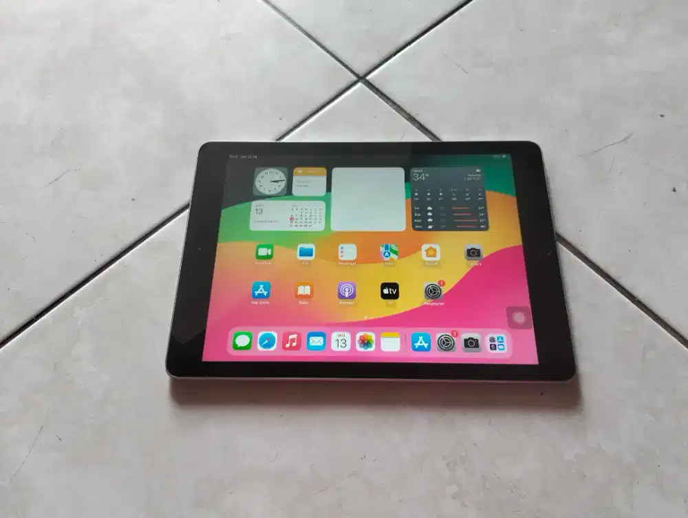 iPad 6 Wi-Fi 32GB Siap Pakai