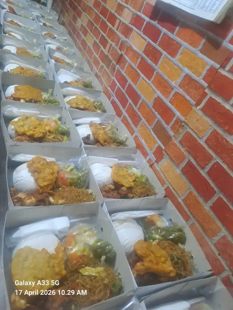 Cari pekerja serius untuk Bantr Bantu di Dapur Warung & Catering