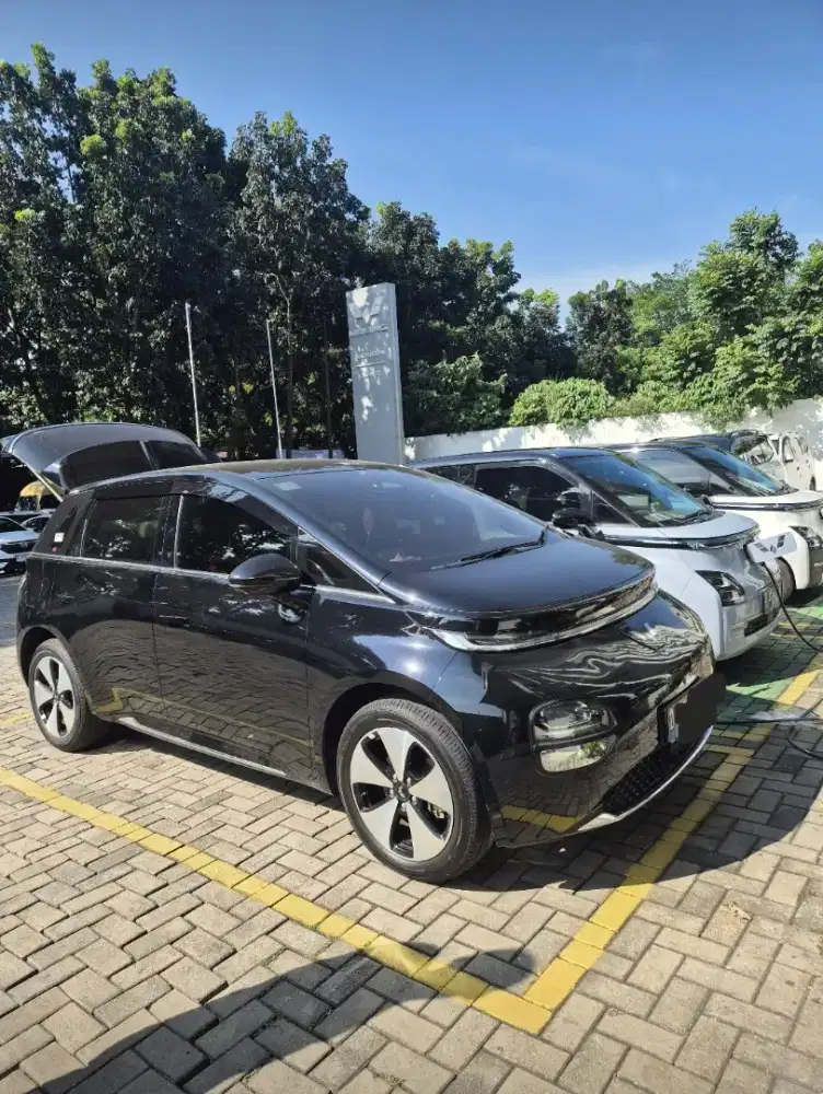 Wuling cloud 2024 like new low km