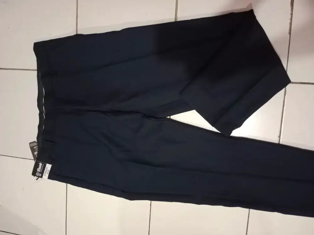 Celana formal kerja