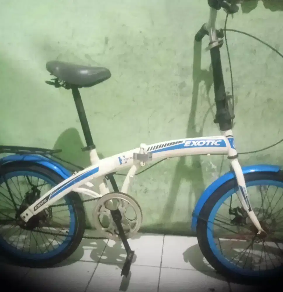 Sepeda lipat exotic UK 20