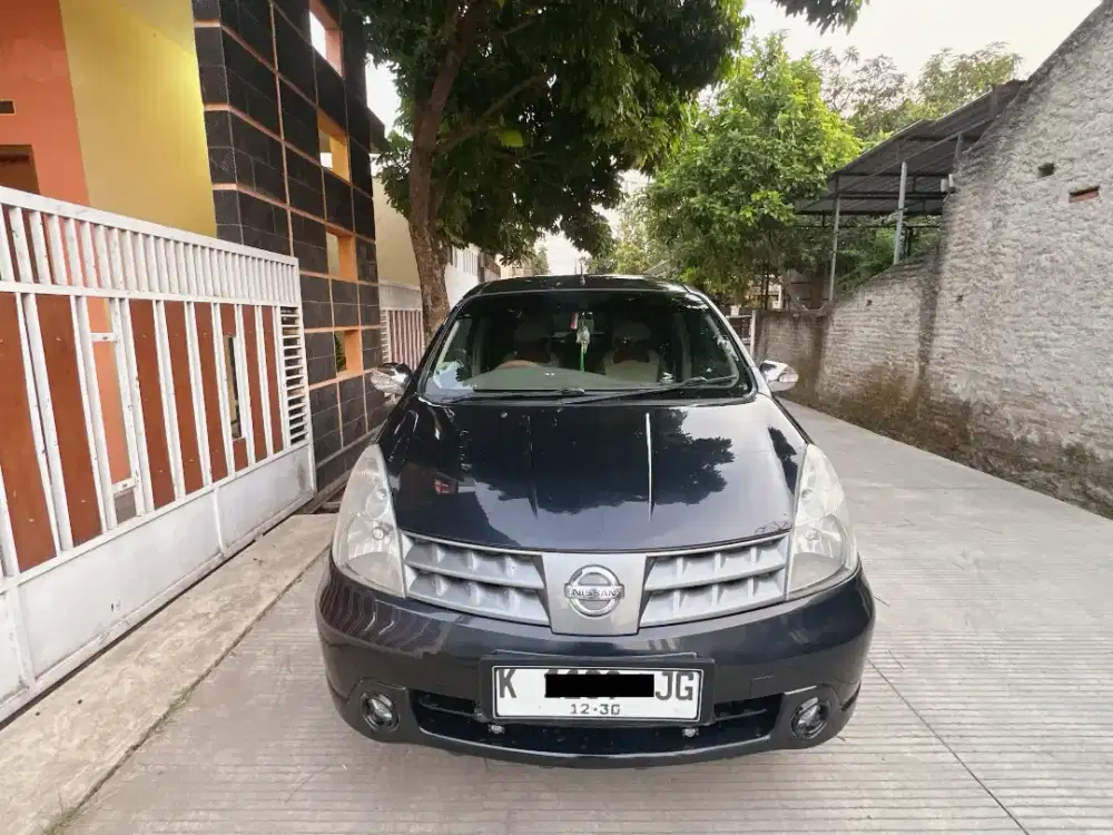 Nissan Grand Livina XV 1.5 Automatic