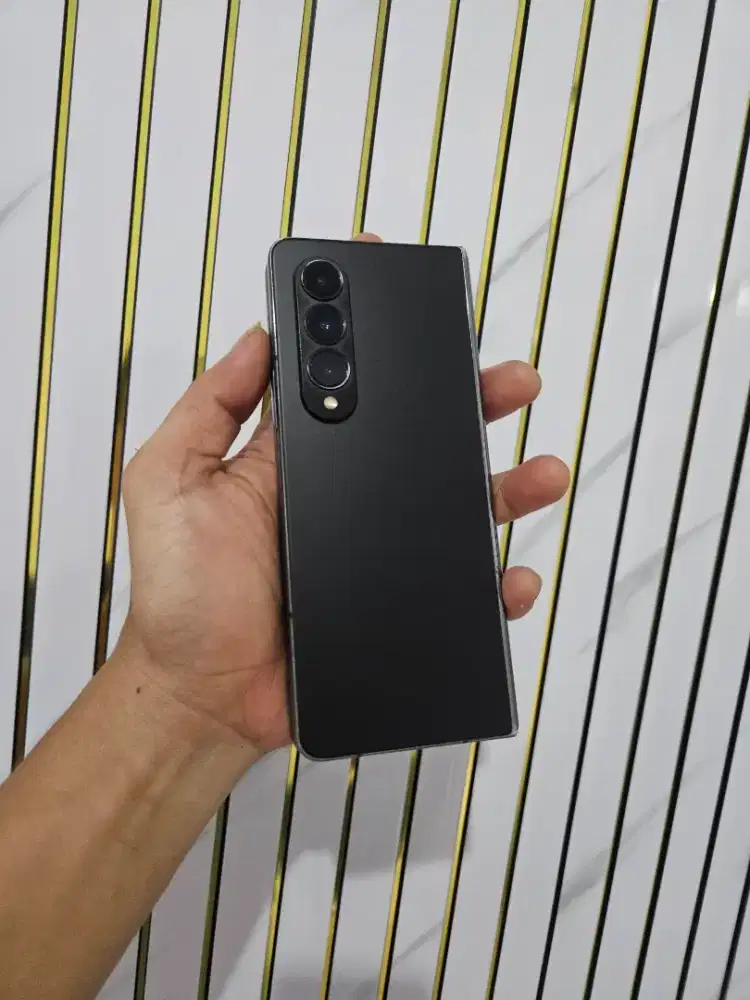 JUAL MURAH CEPAT SAMSUNG Z FOLD 4 256GB BLACK RESMI SEIN (-minus)