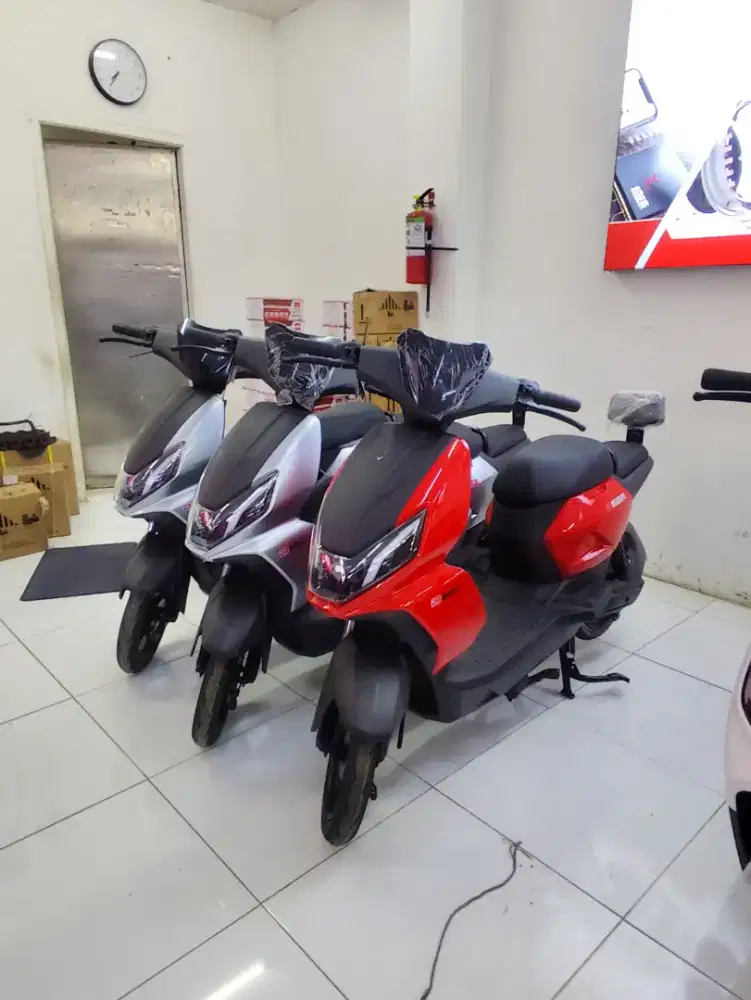 PRODUK BESTSELLER HARGA PROMO TERBATAS, SEPEDA LISTRIK UWINFLY D66A