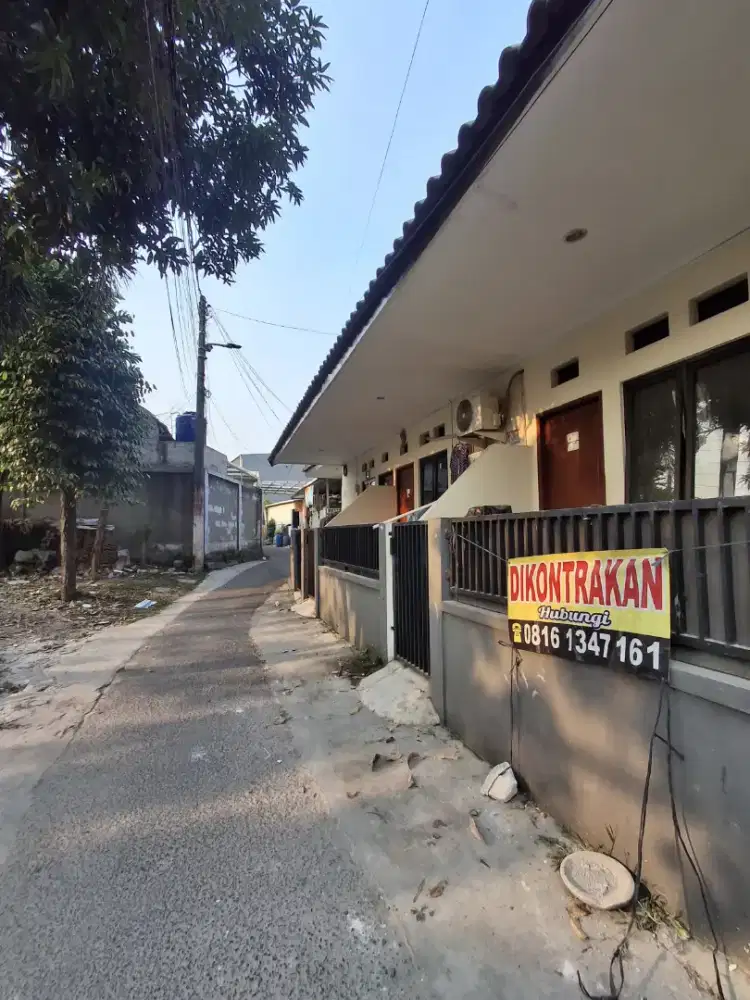 Rumah Petakan disewakan Pertahun Rp. 1.800.000