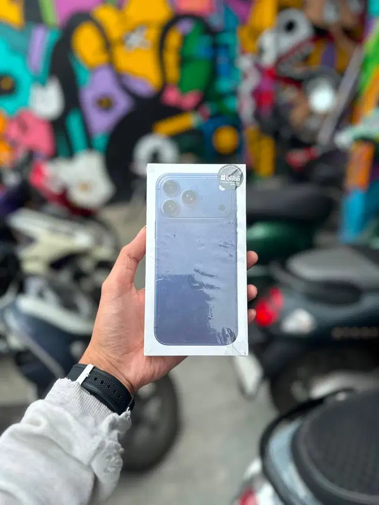 17PRO 256GB, BLUE (NEW BNIB)