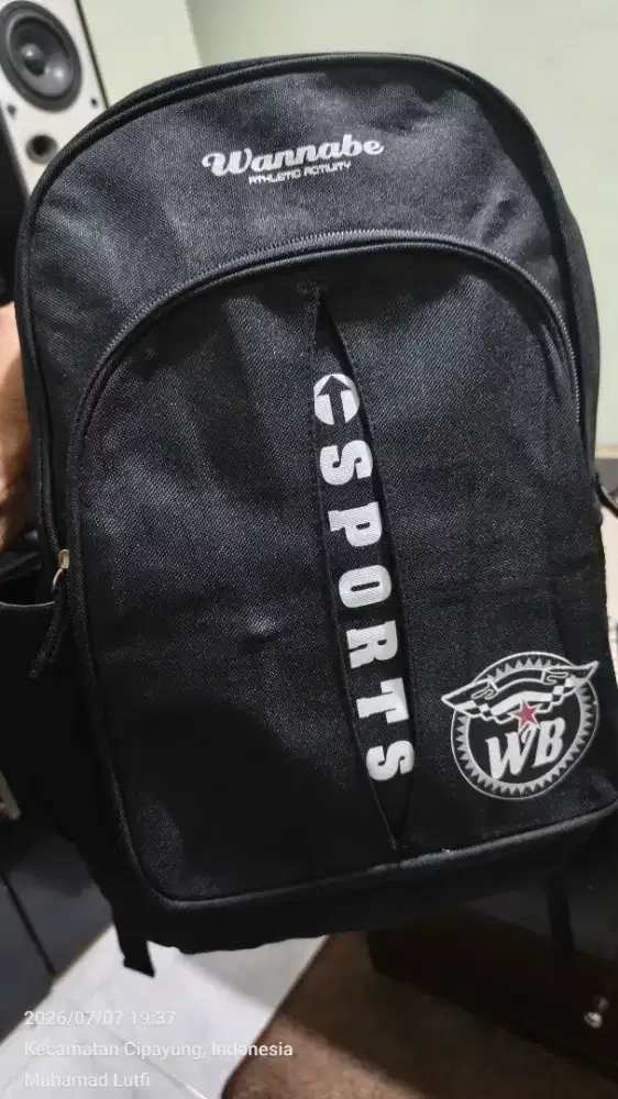 Tas cowok cewek ukuran sedang brand wb original