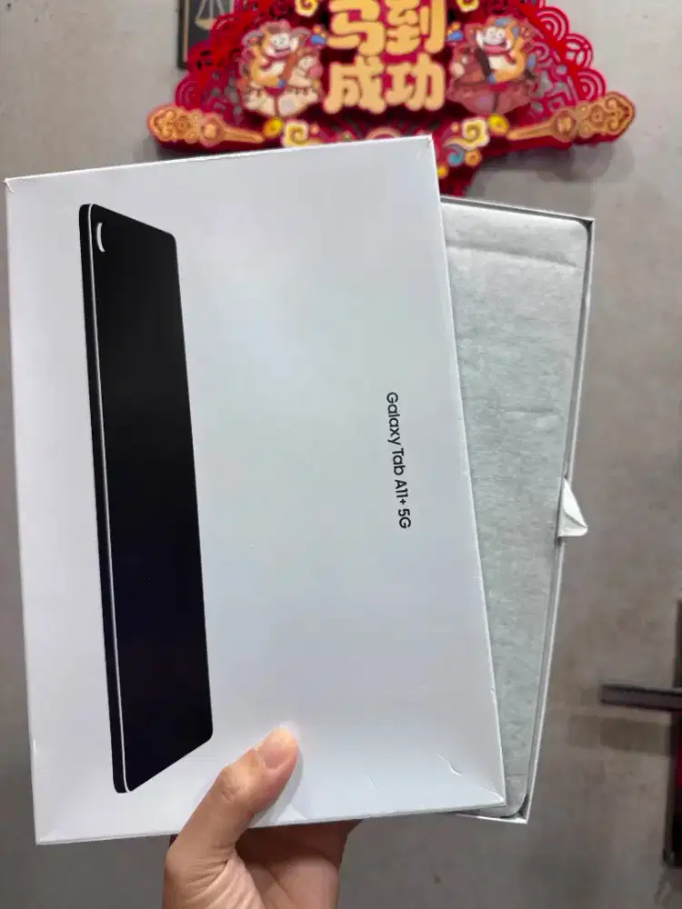 Second Samsung Tab A11+ 5G 6/128gb Garansi Mei 2027 free book cover