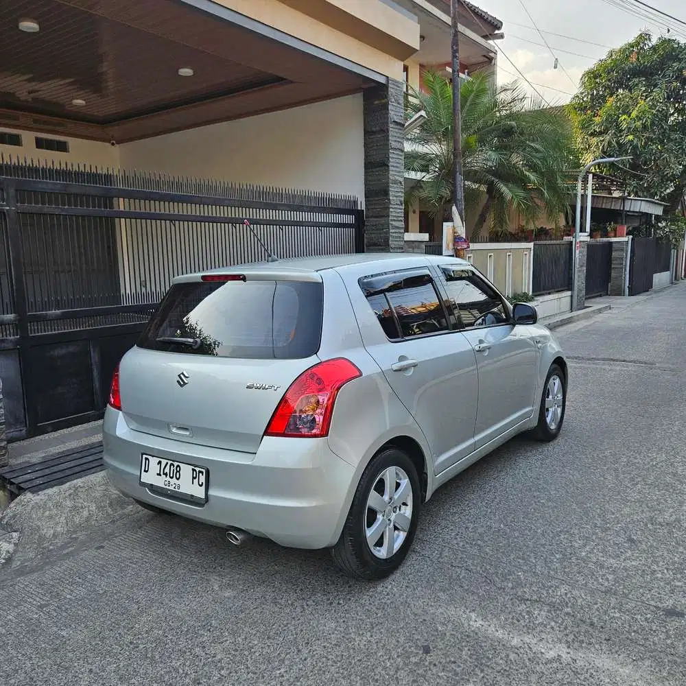 Suzuki Swift 2008 Bensin