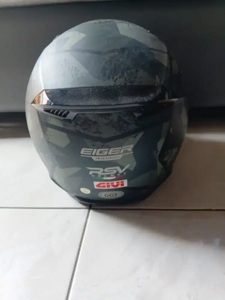 Helm merk Eiger