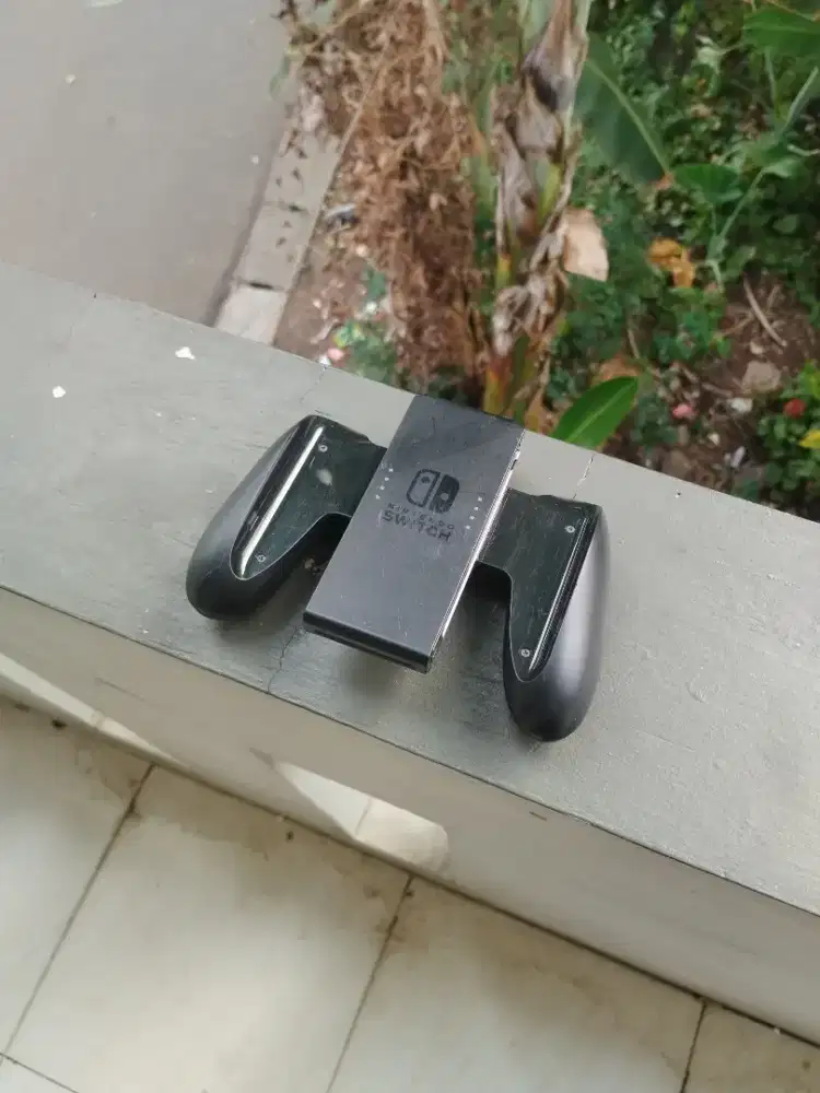 Joycon grip Nintendo Switch