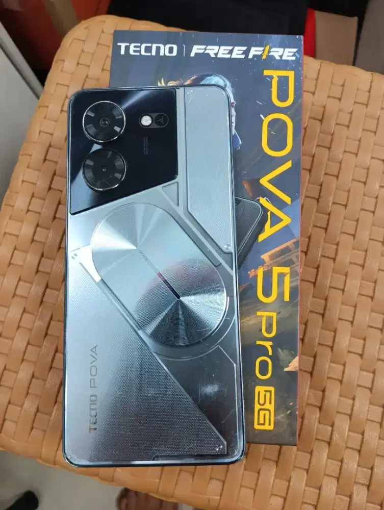 Tecno pova 5 pro 5G 8/256