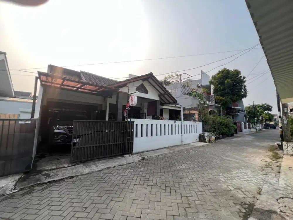 Di jual rumah terawat lokasi strategis