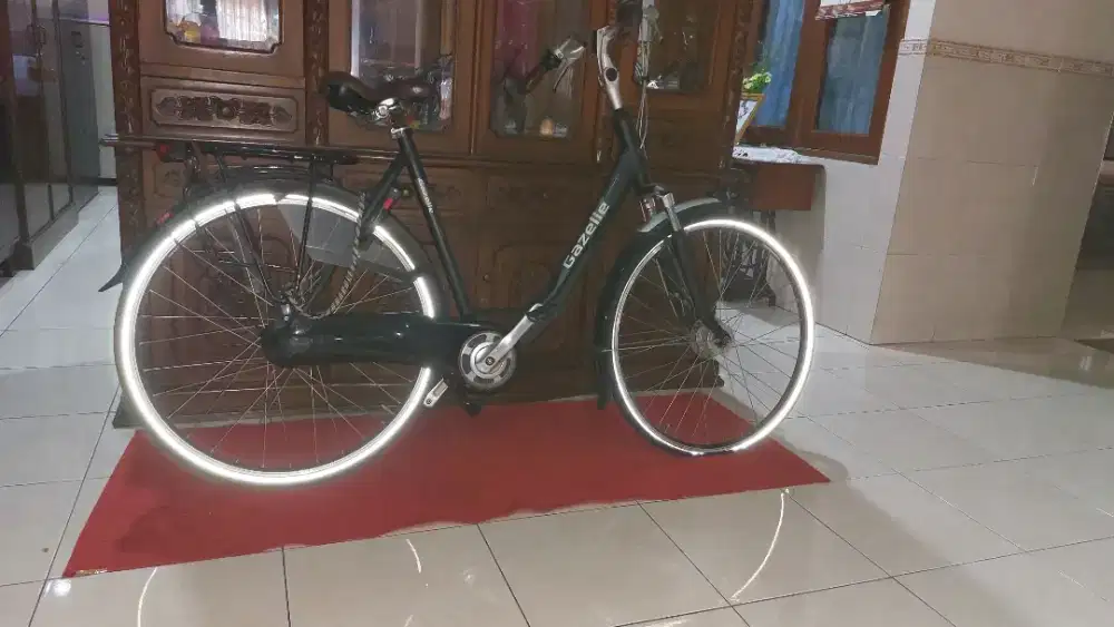 Dijual Sepeda Gazelle