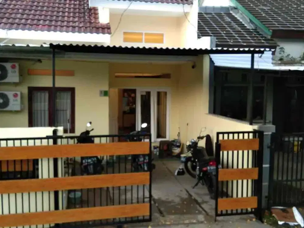 Dijual Rumah Murah di Tengah Kota Dekat Tol Tanah Baru