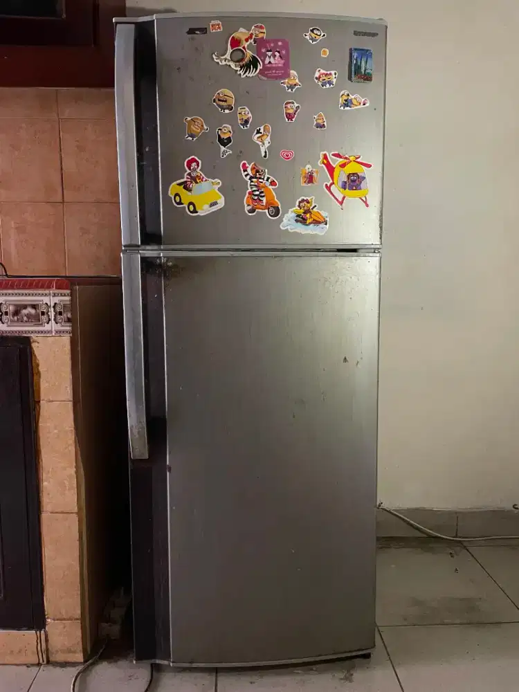 JUAL KULKAS 2 PINTU SHARP NORMAL DINGIN