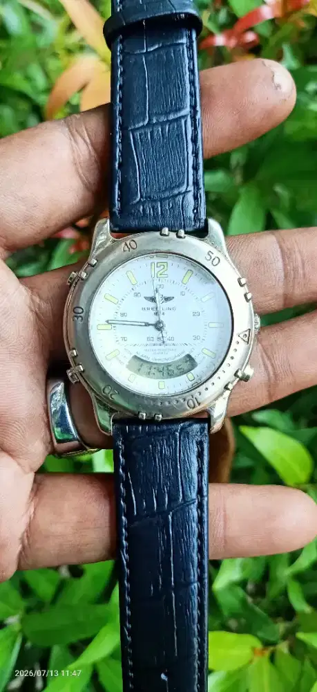 Jam tangan Vintage Breitling Anadigi