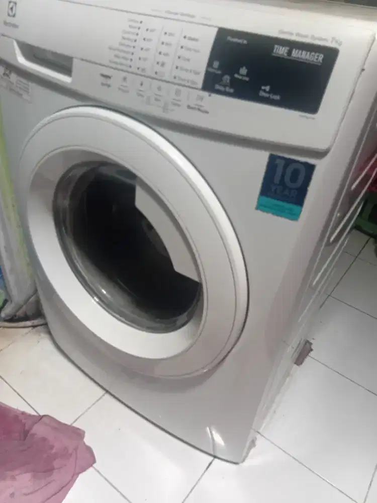 Mesin cuci Electrolux mumer normal