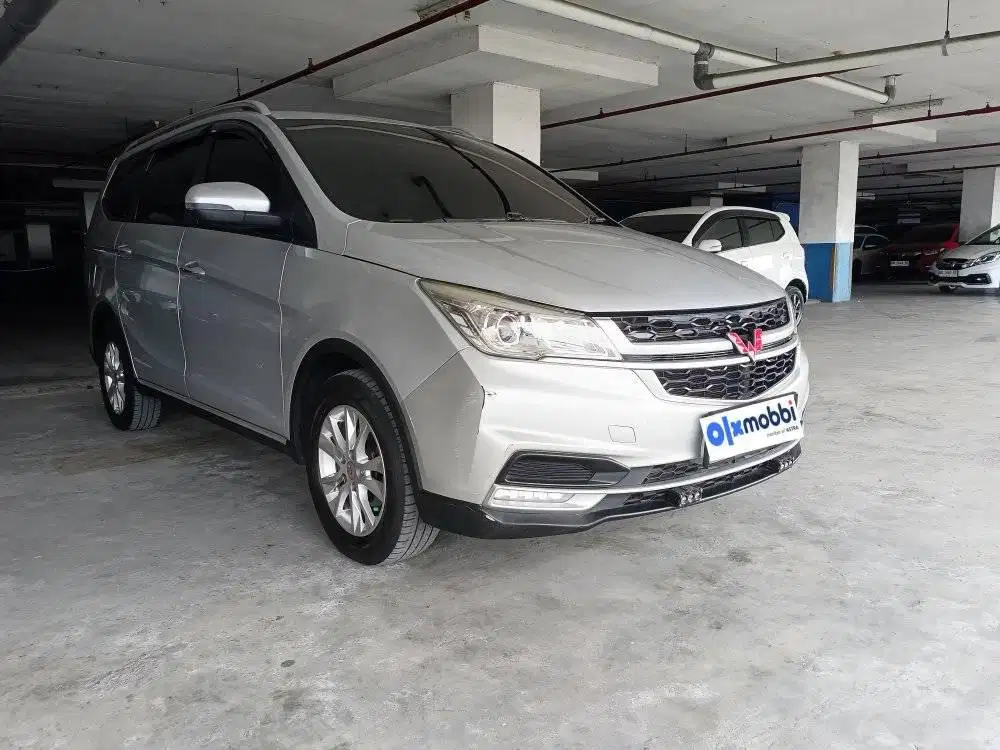 Wuling Cortez 1.5 T Lux+ Bensin metic 2020