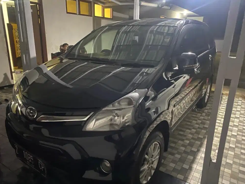 XENIA TYPE R FAMILLY