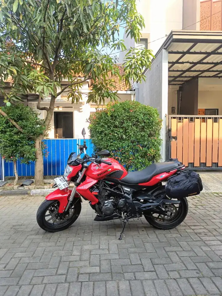 Jual cepat murah benelli tnt 250 th 2019 km9000