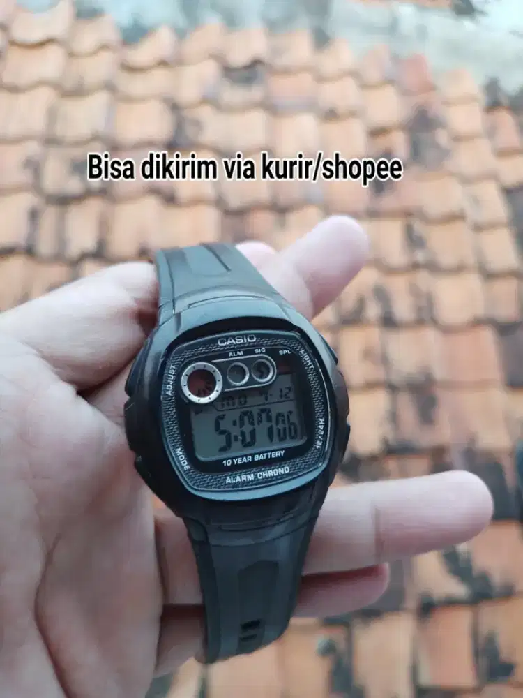Jam tangan casio W 210