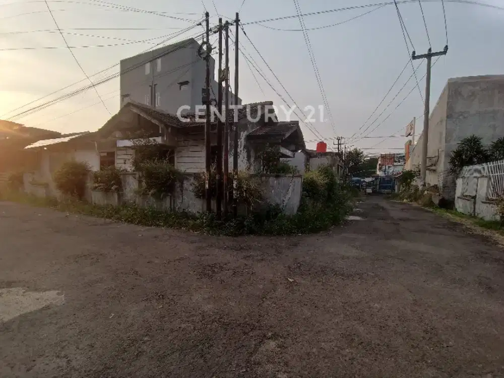 Rumah Hitung Tanah Di Taman Kopo Indah 1