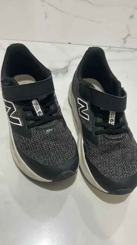New balance size 33,5