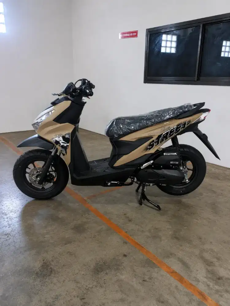 HONDA BEAT STREET BROWN